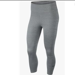 Nike Grey Cropped Dri-Fit Leggings XS